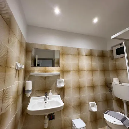 Mark Hotel